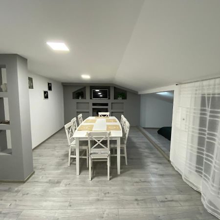 Apartament La Sika Orşova Esterno foto
