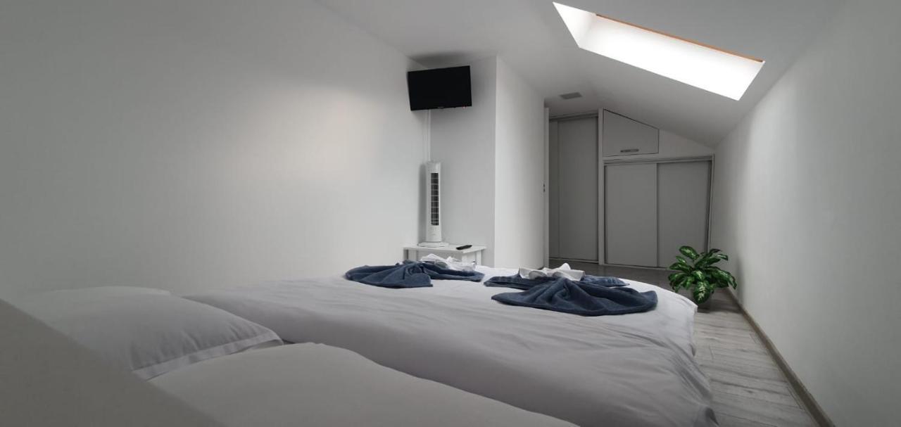 Apartament La Sika Orşova Esterno foto